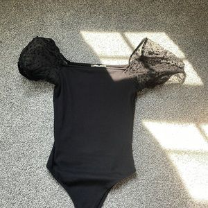 puff sleeved bodysuit